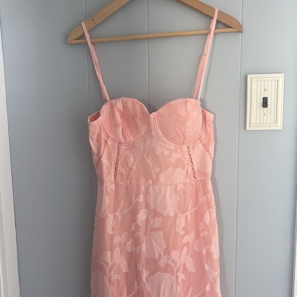 Pink Floral Maxi - Picture 2 of 9